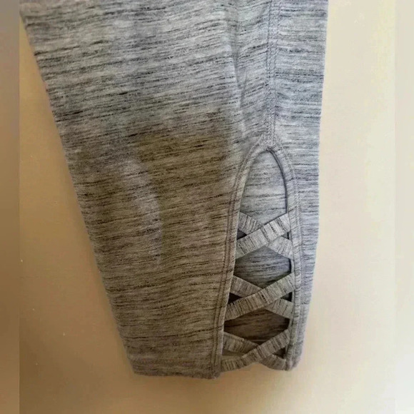 Never Worn Grey GAP Fit Leggings with Criss Cross at Ankles - Picture 2 of 6